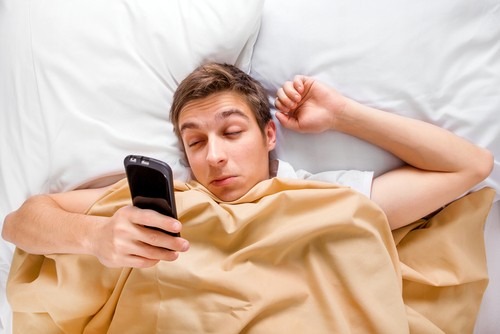 on-dokuz-yasinda-bir-ogrencinin-sosyal-medyada-bir-gunu